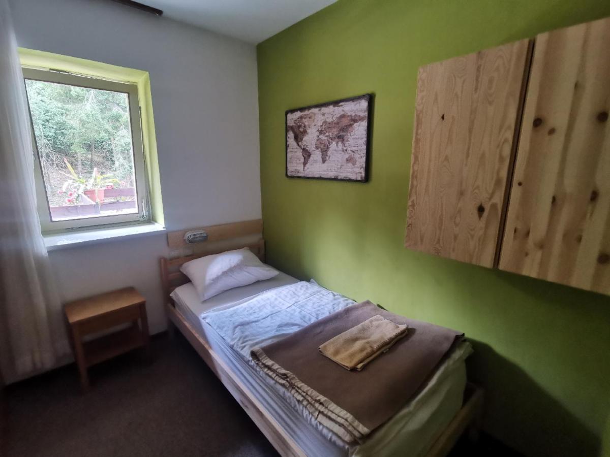 Hostel Pod Voglom بوينج المظهر الخارجي الصورة